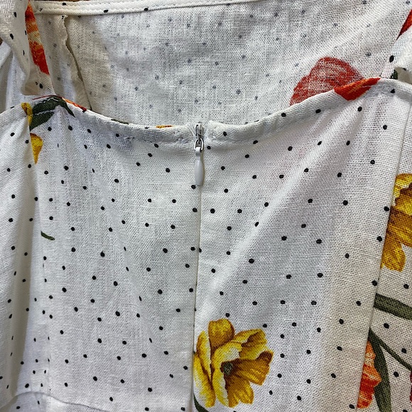 Flower sundress 🌺 - Picture 2 of 5